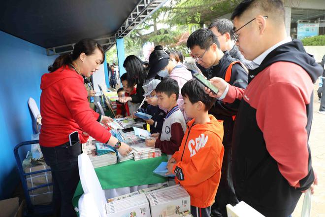 科技盛宴彰显科学风采！青岛市科技活动周播撒创新的种子(图8)